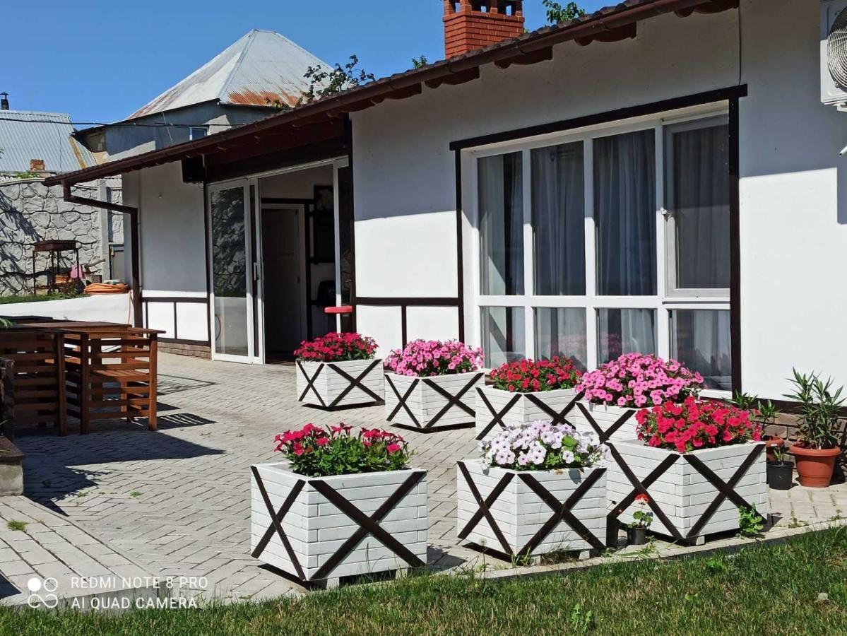 Экодом Hotel Bilhorod-Dnistrovskyy Exterior photo